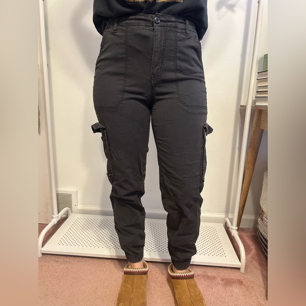 AEO black cargo jogger